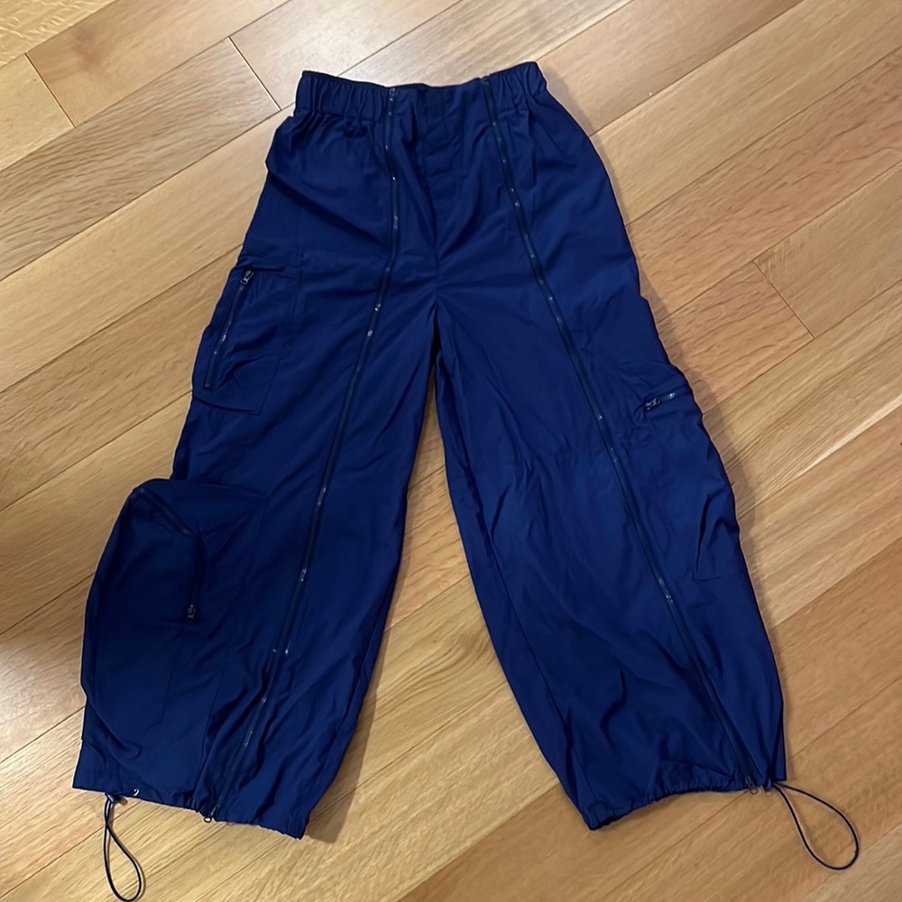 Urban Outfitters Wide Leg Cargo Pants- blue